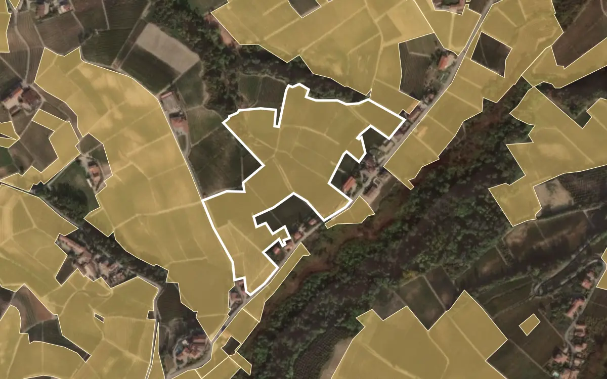 Map of Mariondino inside the Barolo DOCG production zone, on satellite imagery