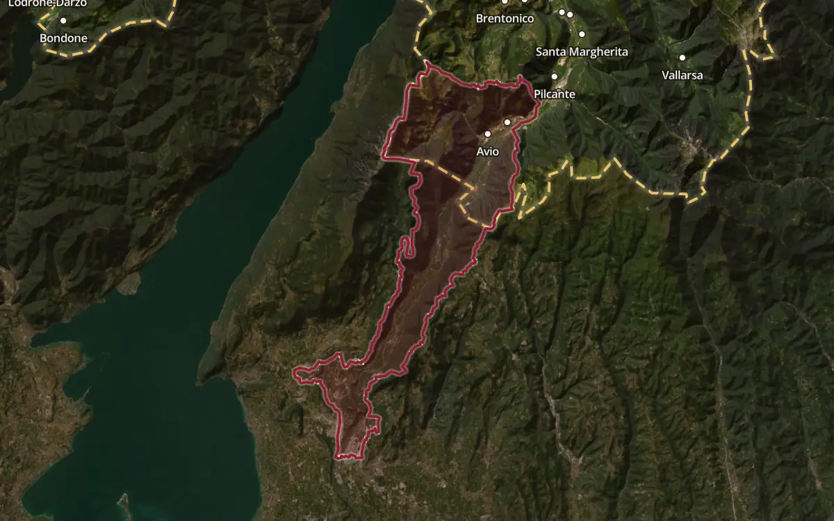 Map of the Valdadige Terradeiforti DOC production zone on satellite imagery